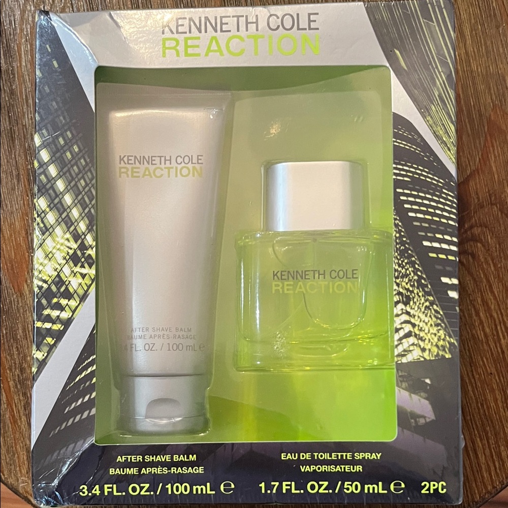 Kenneth Cole Reaction Bath & Body Set - Green and White